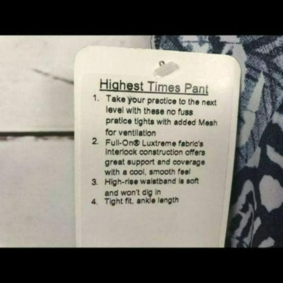 Lululemon Highest Times Pant Wanderlust Mosaic Mesh Blue and White, Size 4 - Picture 5 of 6